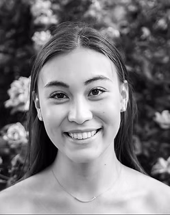 Headshot_Sasha_Lane